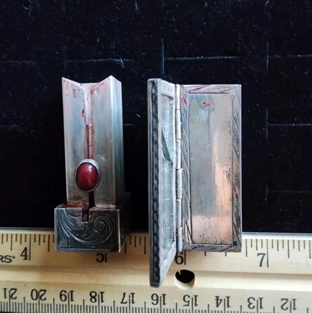 Antique Art Deco Lipstick Holder Sterling Silver/Coral Cabachon Damaged Mirror